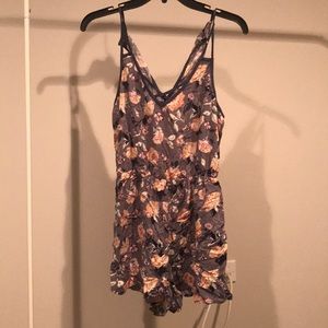 Floral Abercrombie & Fitch romper